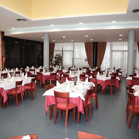 Hotel Ruta De Europa Vitoria-Gasteiz Kültér fotó
