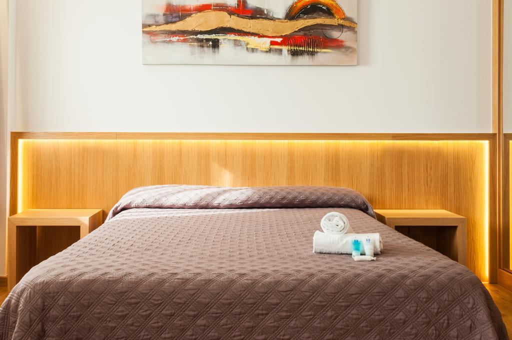 Hotel Ruta De Europa Vitoria-Gasteiz Kültér fotó