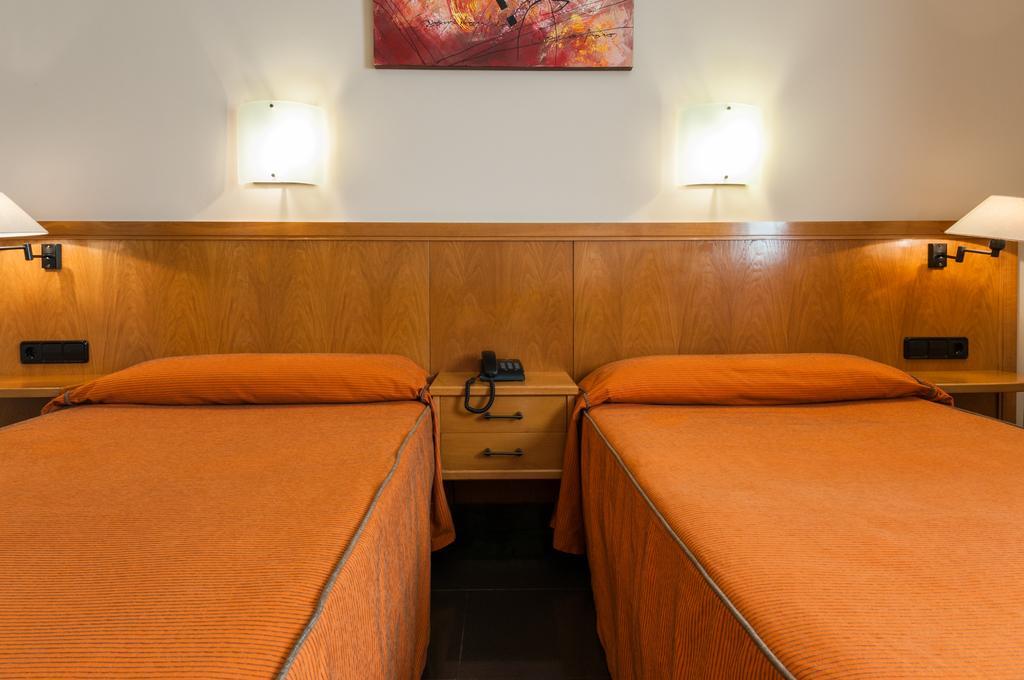 Hotel Ruta De Europa Vitoria-Gasteiz Kültér fotó