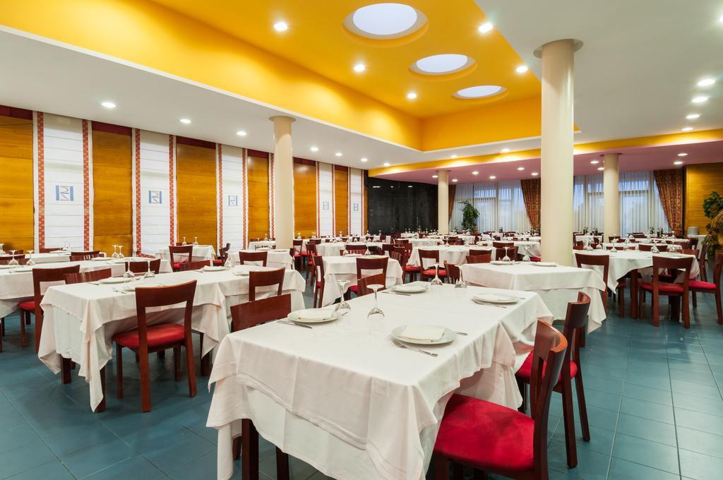 Hotel Ruta De Europa Vitoria-Gasteiz Kültér fotó