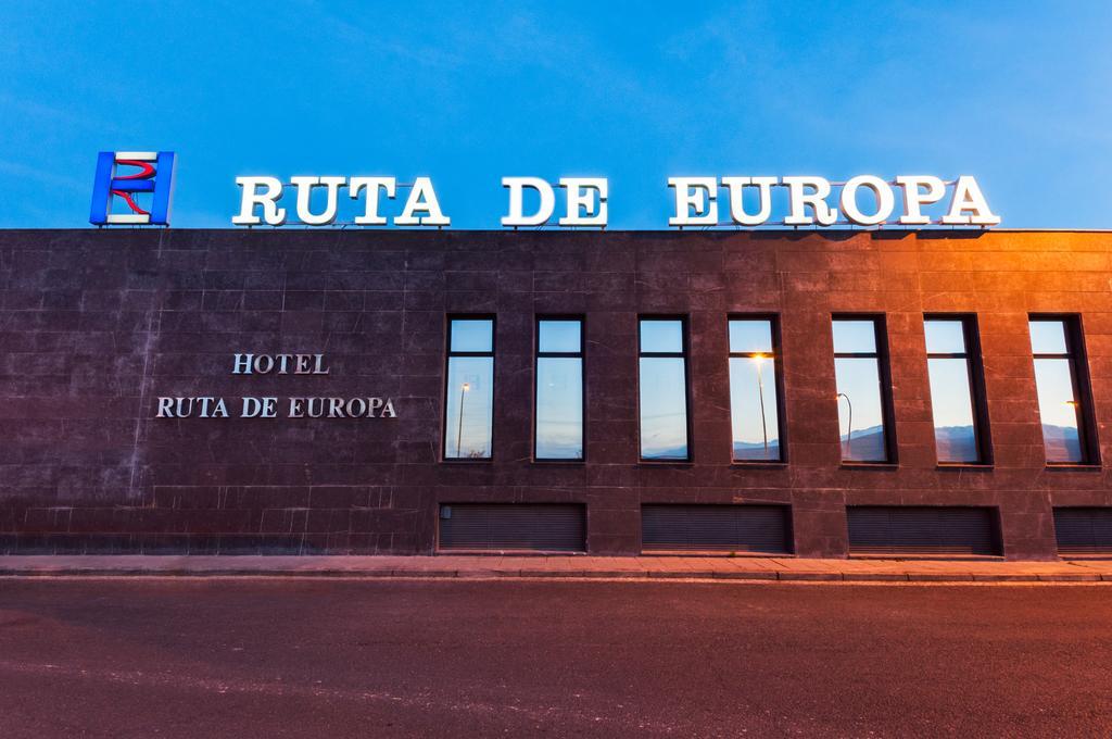 Hotel Ruta De Europa Vitoria-Gasteiz Kültér fotó